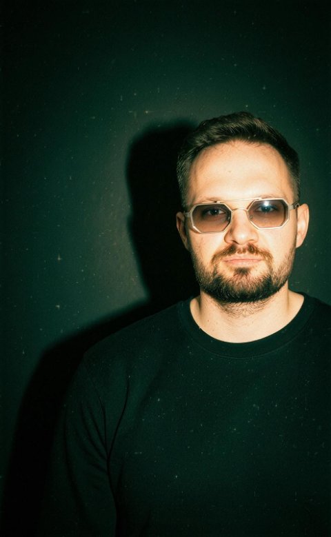 Max Well, profile photo