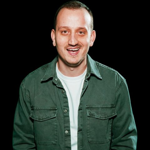 Mane Voicu, fotografia de profil