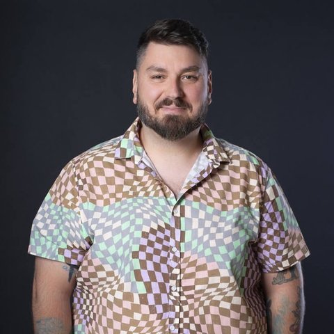 Micutzu, fotografia de profil