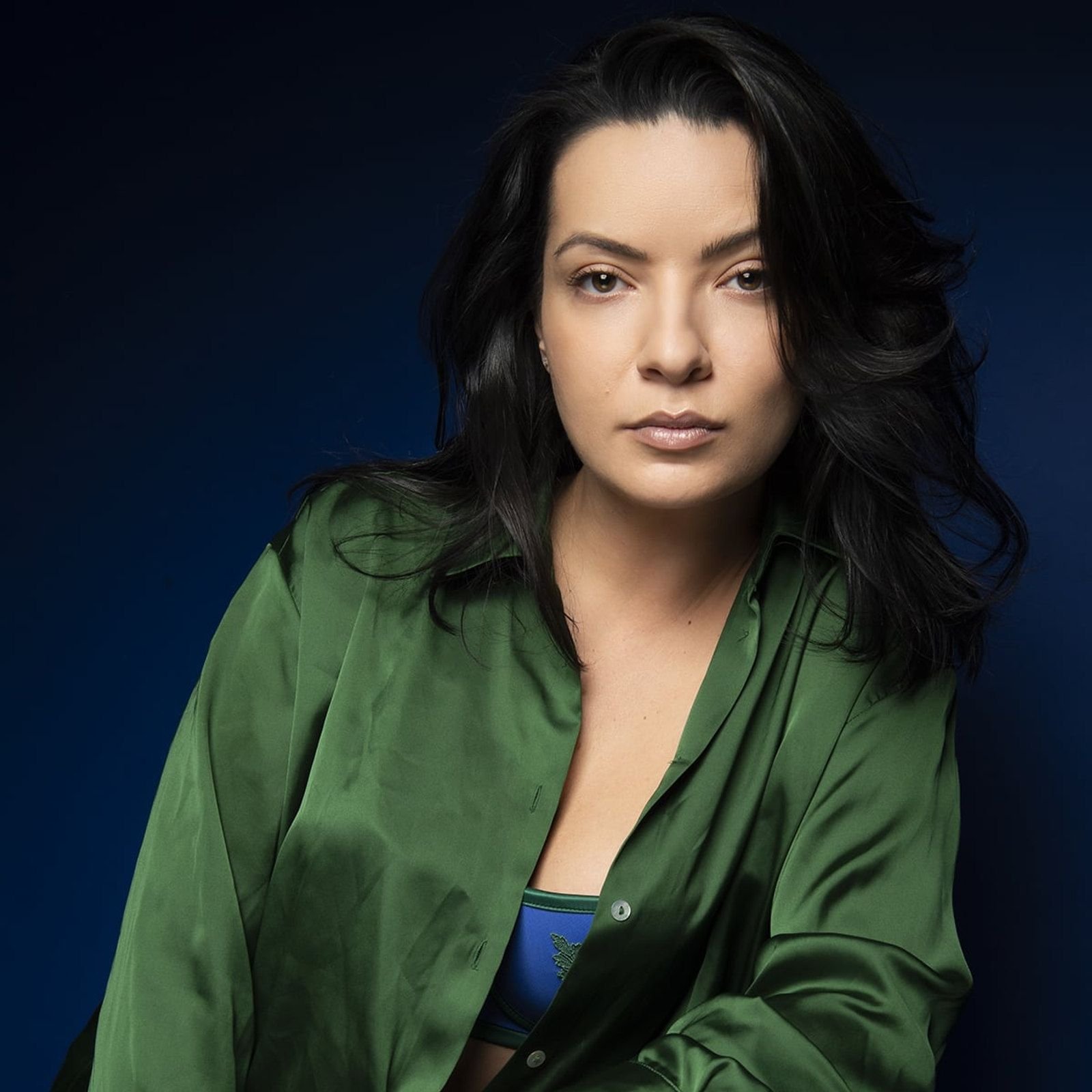 Anca Dinicu, imaginea de copertă