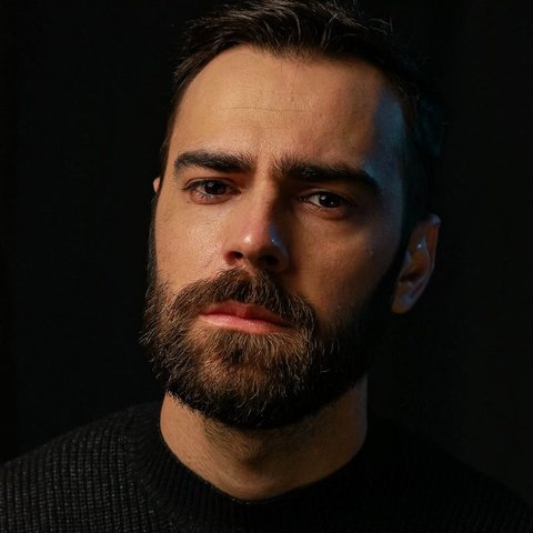 Denis Hanganu, fotografia de profil