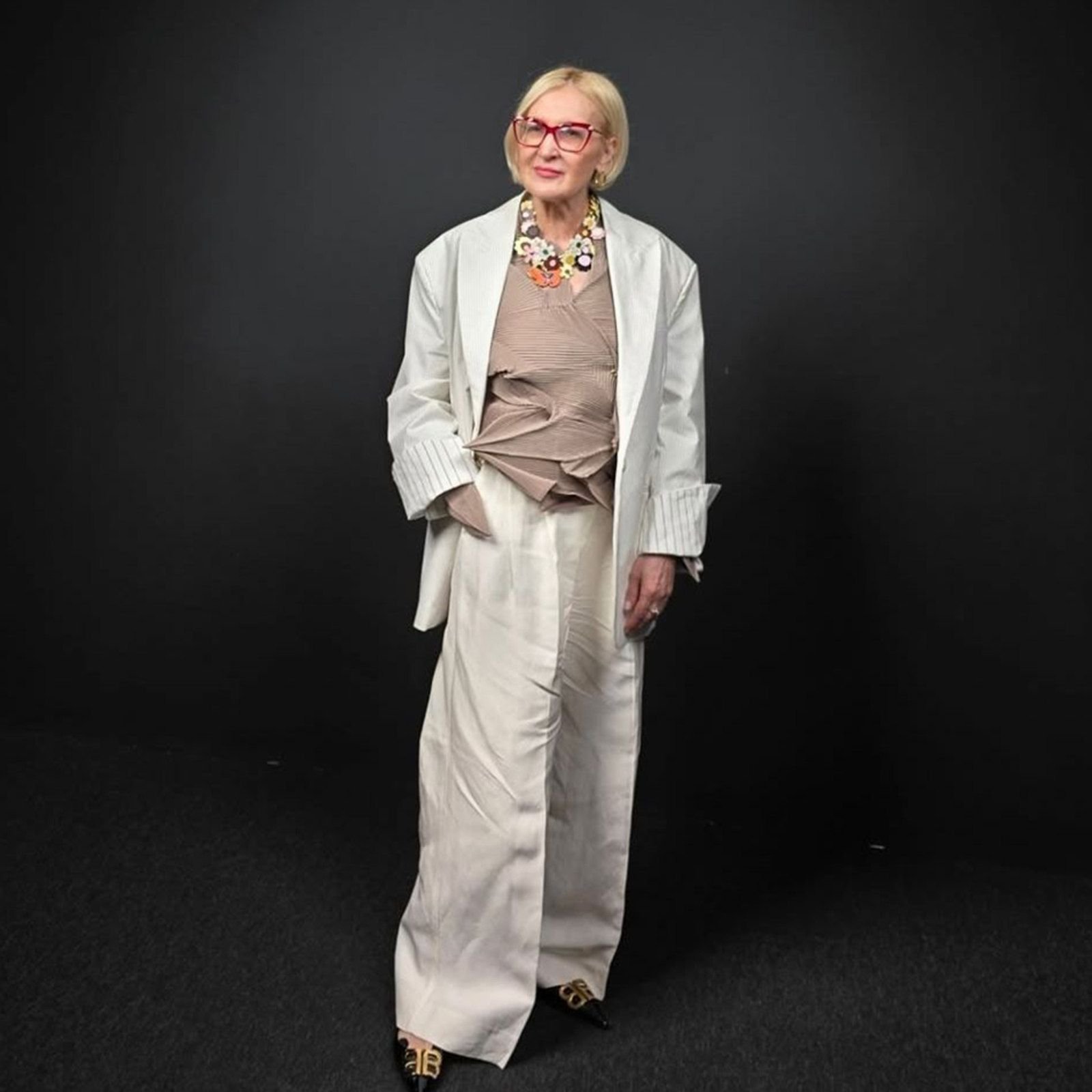 Ofelia Cozma, imaginea de copertă